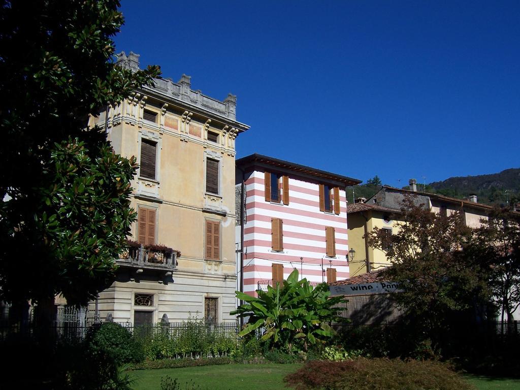 Iseolakerental - Casa Del Pescatore Riva di Solto Rom bilde